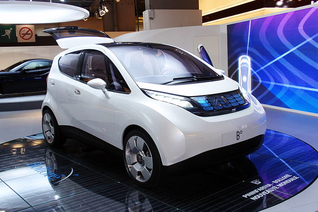 bluecar La Bolloré Blue Car / photo : Wikipedia