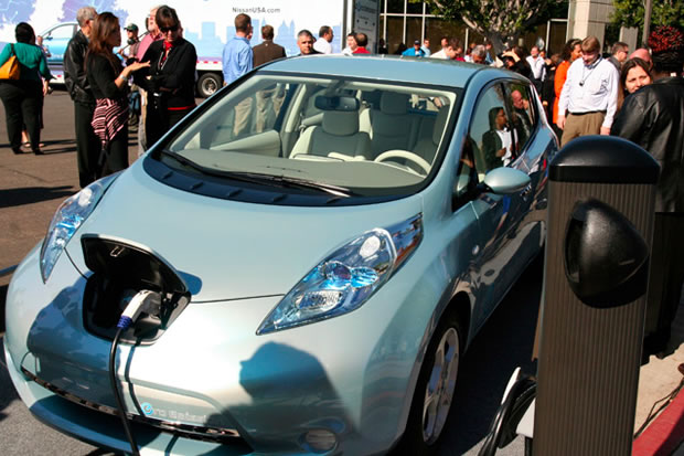 photo-nissan-leaf