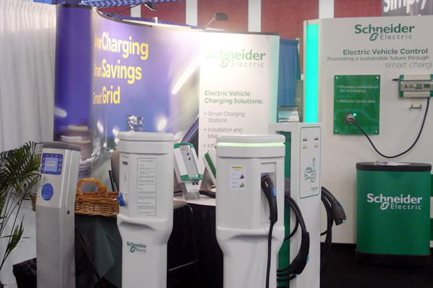 Les bornes de recharge pour véhicule électrique par Schneider Electric