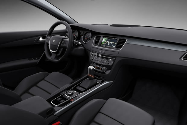 Peugeot 508 HYbrid4 - Intérieur