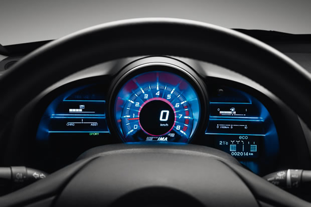 honda-CR-Z-hybride-bord