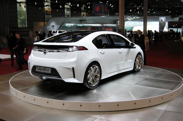 opel ampera