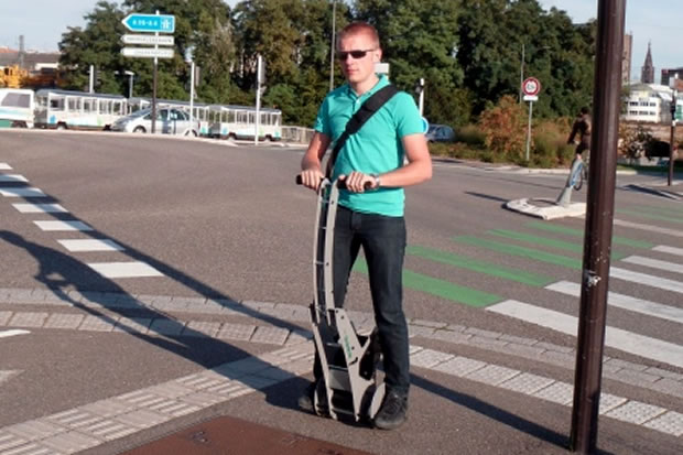 Ewee, le transporteur gyroscopique personnel