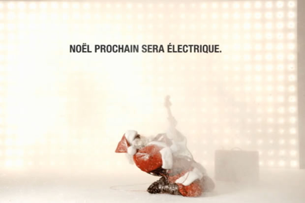 pub-renault-2011-electrique Pub Renault voeux 2011 électrique