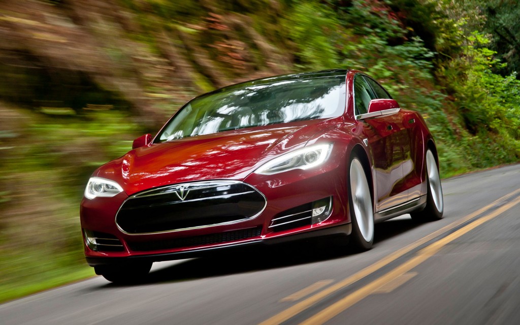 La calandre de la Model S en rouge