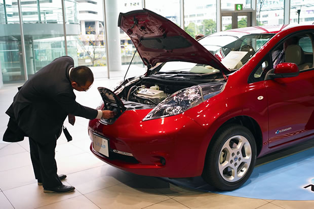 concessionnaires-nissan-leaf Chez un concessionnaire Nissan LEAF