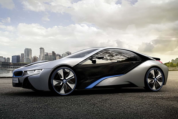 La voiture électrique BMW i8