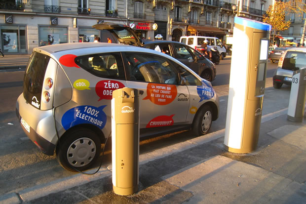 station-autolib Station Autolib'
