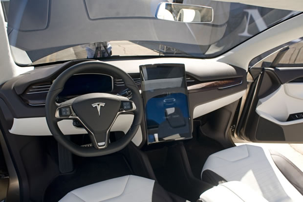 interieur-tesla-model-x L'intérieur de la Tesla Model X
