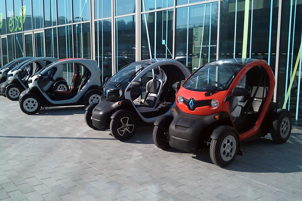 les-renault-twizy Les Renault Twizy