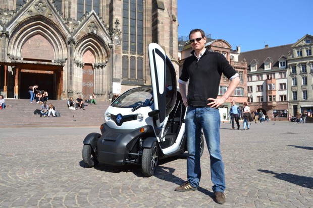 Fier de rouler en Twizy :-) Fier de rouler en Twizy :-)