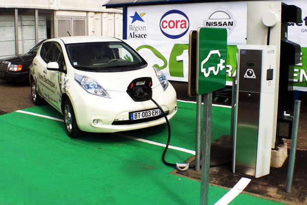 Une borne de recharge pour voiture électrique