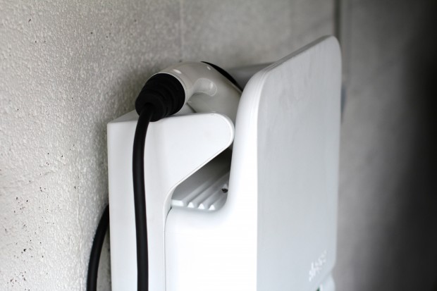 Le réceptacle pour le connecteur quand il est débranché Le réceptacle pour le connecteur quand il est débranché