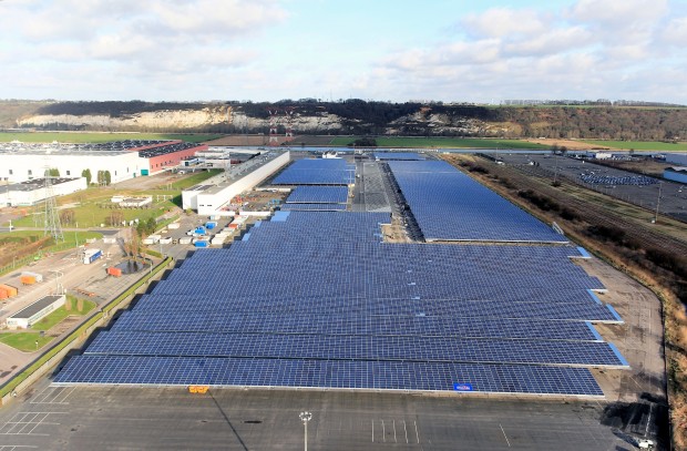 Les panneaux solaires photovoltaiques utilisés par Renault