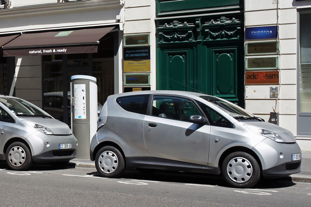 Vincent Bolloré Bluecar 3 places