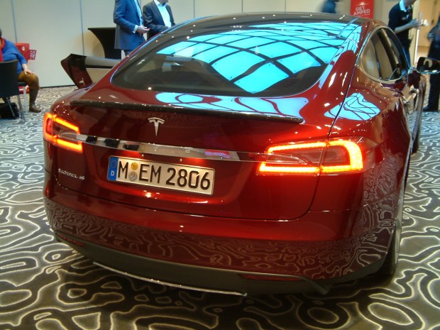 tesla-model-s-salon La Tesla S dans un salon