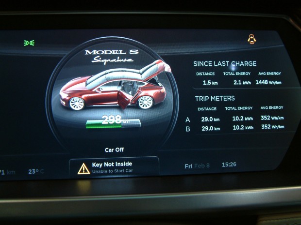 tesla-model-s-tableau-de-bord Le tableau de bord de la Model S