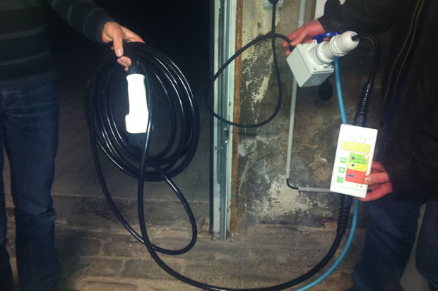 cable recharge zoe