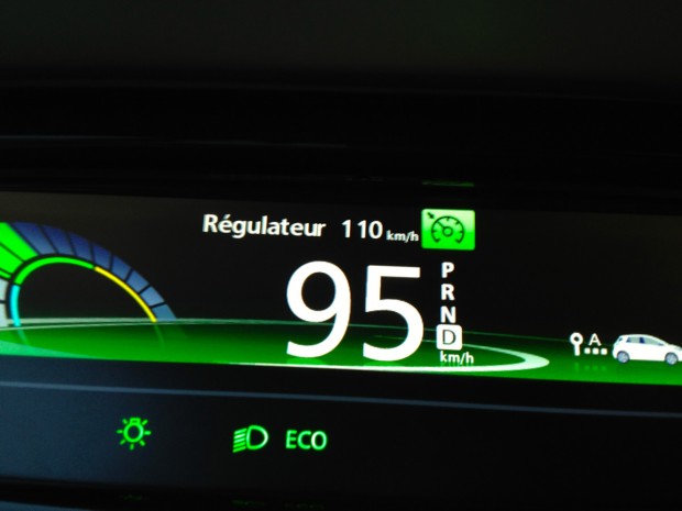 Le mode ECO bride la ZOE à 95 km/h Le mode ECO bride la ZOE à 95 km/h