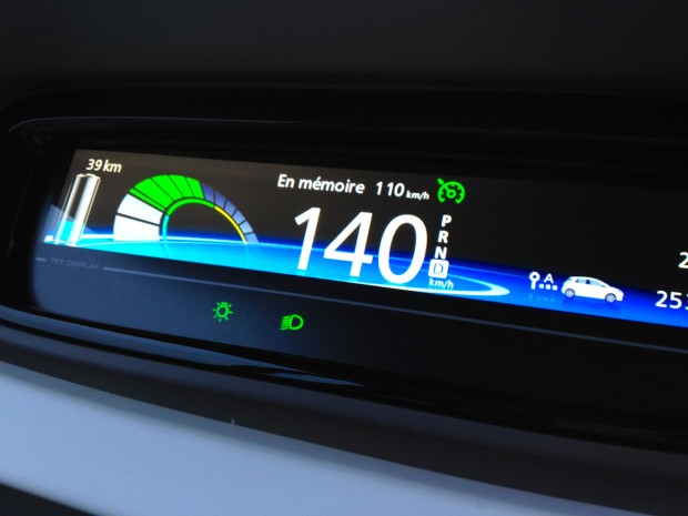 Vitesse maximale pour la Renault ZOE : 140 km/h Vitesse maximale pour la Renault ZOE : 140 km/h