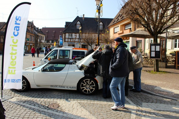 Présentation de la Tesla Roadster Présentation de la Tesla Roadster