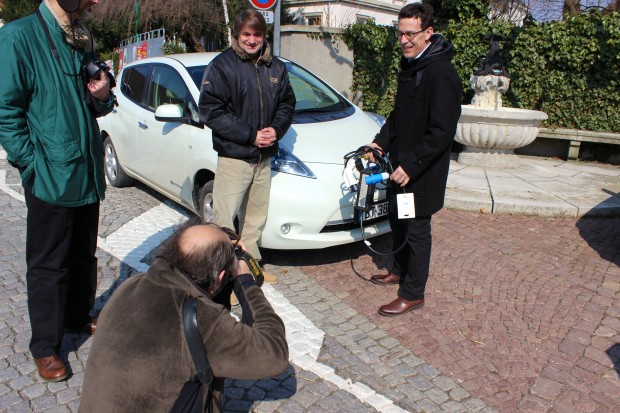 Petit moment de gloire pour ces pionniers de la voiture électrique Petit moment de gloire pour ces pionniers de la voiture électrique
