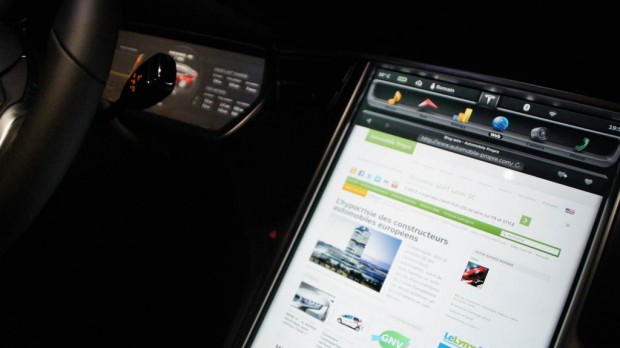 tesla-model-s-ap2