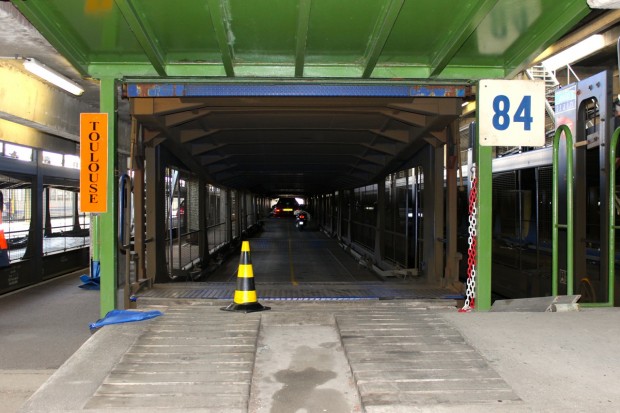 La zone d'embarquement de l'auto-train