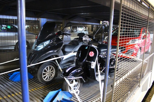 Les scooters peuvent aussi embarquer sur l'auto-train