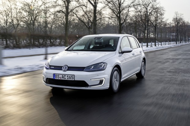 Volkswagen e-Golf sur route