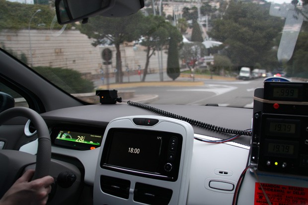 28 km/h pour retourner sur Monaco. Un poil trop zzzzzzzzen comme rallye...