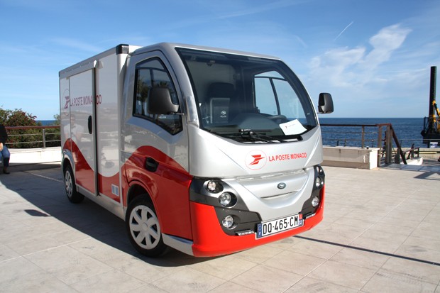 colibus-poste-monaco_02