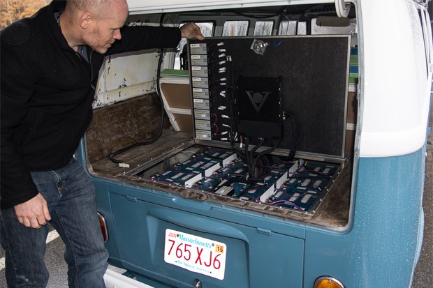 vw-combi-electro-solaire-03