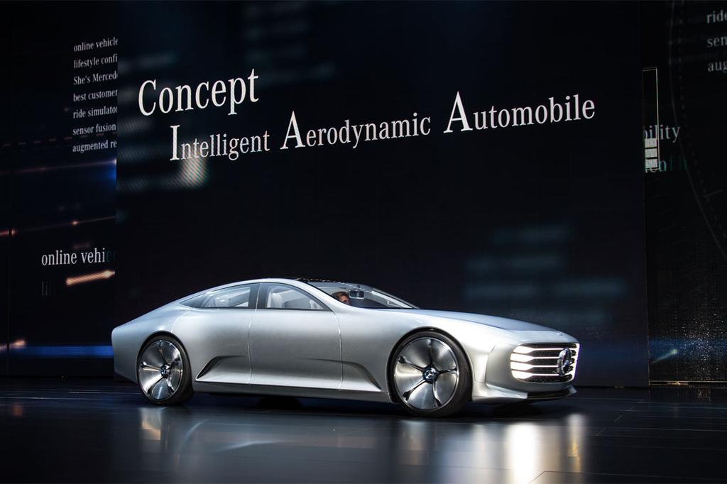 Mercedes-Benz IAA Concept 2015