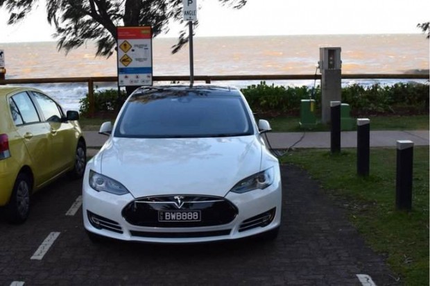 Point de charge potentiel à Palm Cove Beach