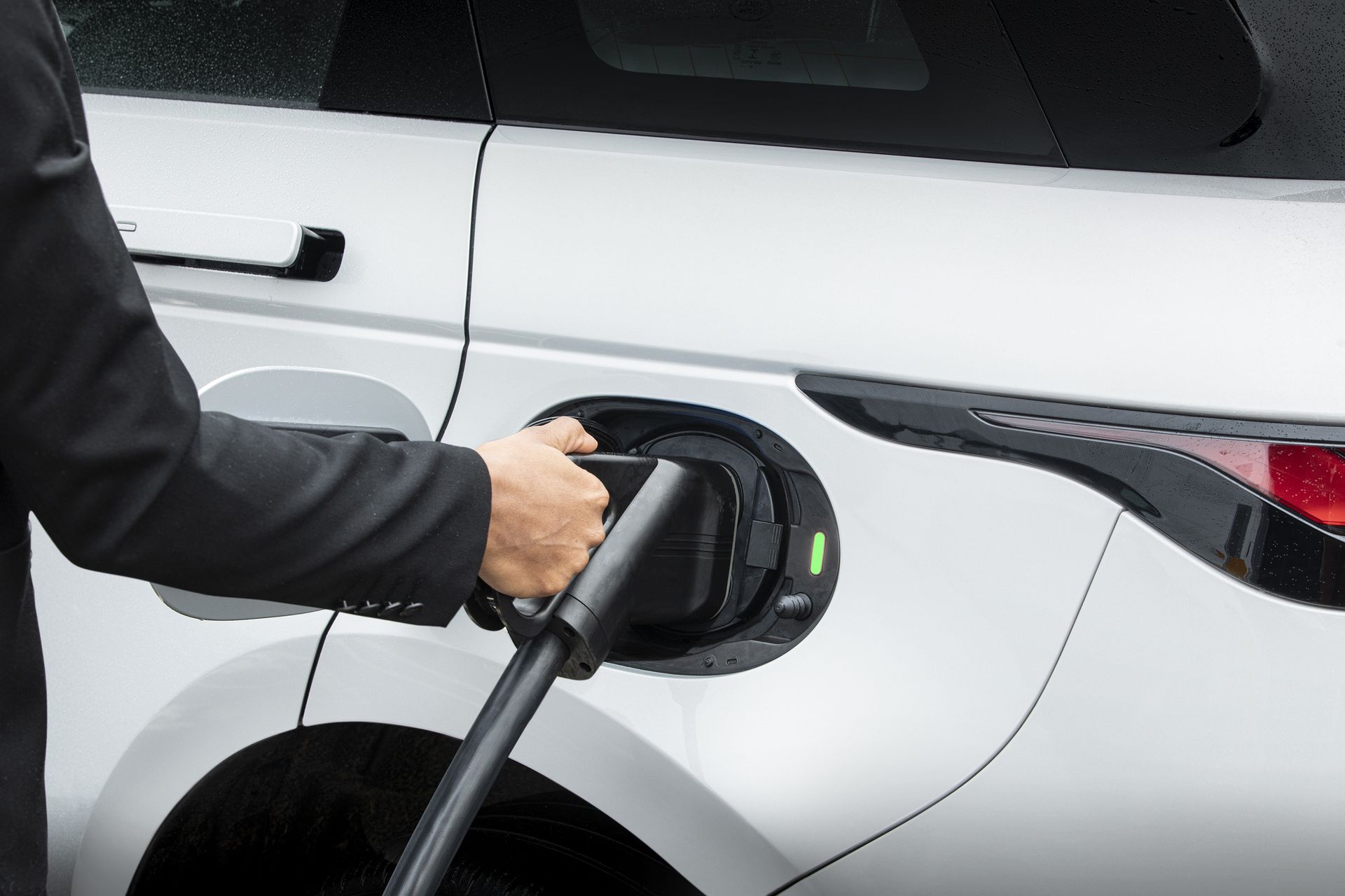 Prise recharge Range Rover Evoque hybride P300e