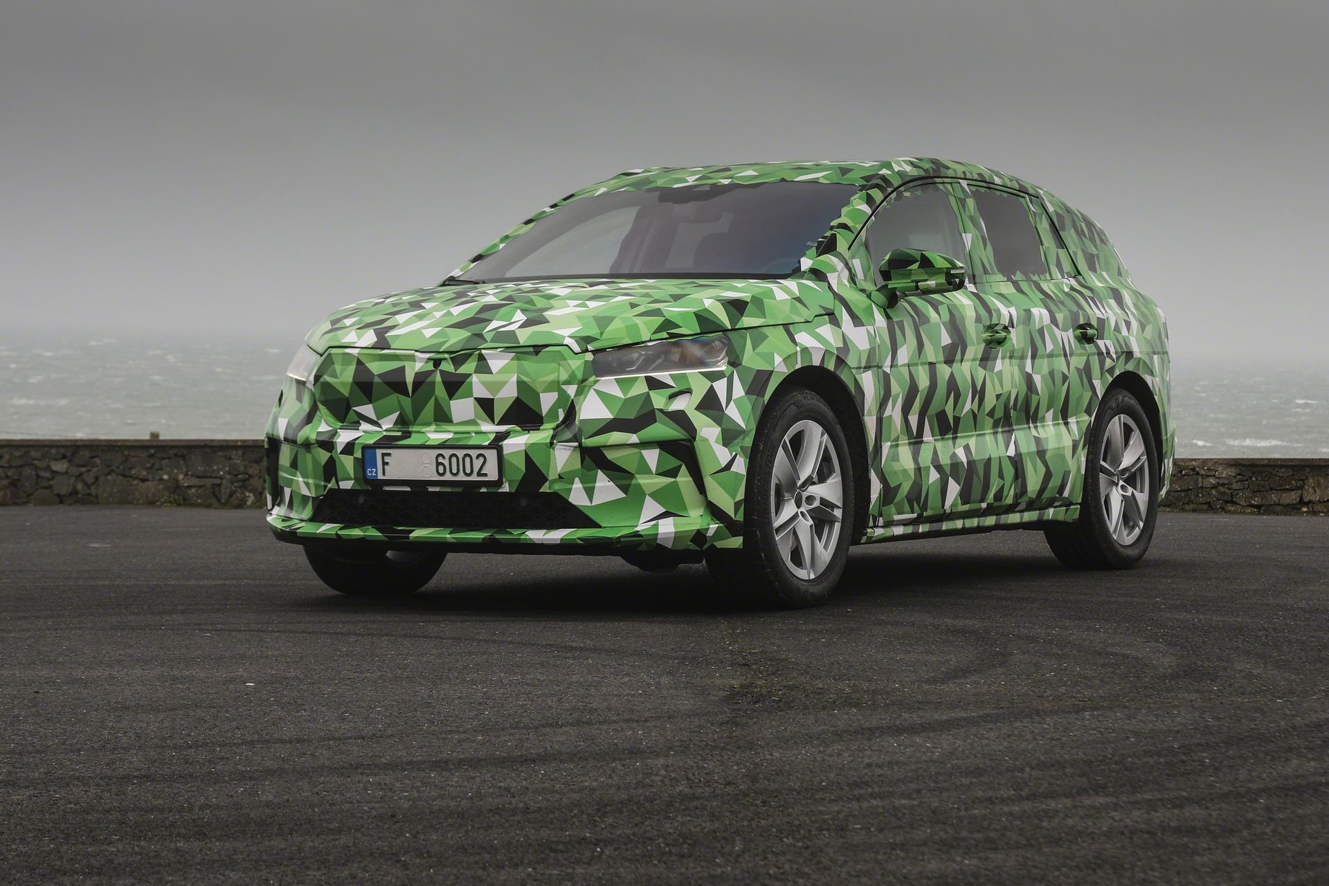 Skoda Enyaq iV 2021 camouflage