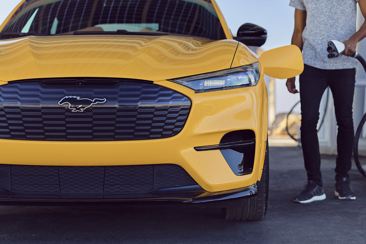 Ford Mustang Mach-E recharge