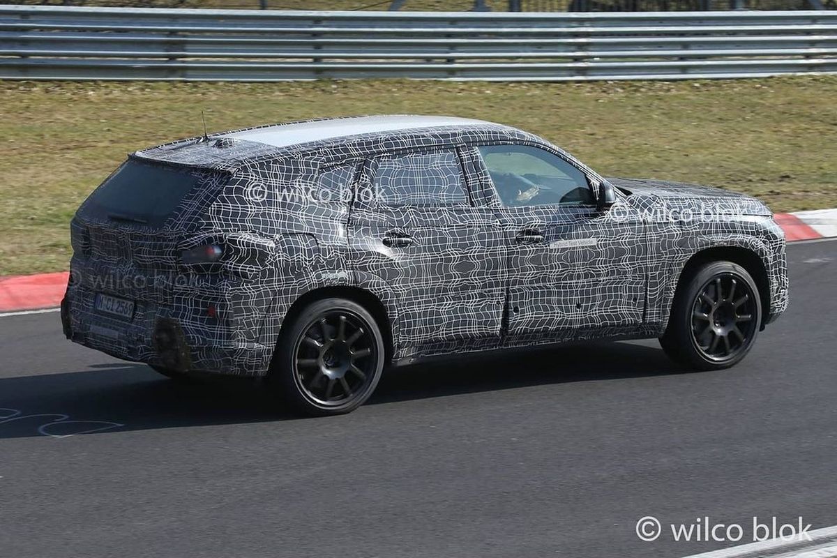 BMW X8 Hybride Rechargeable scoop 2021 arrière