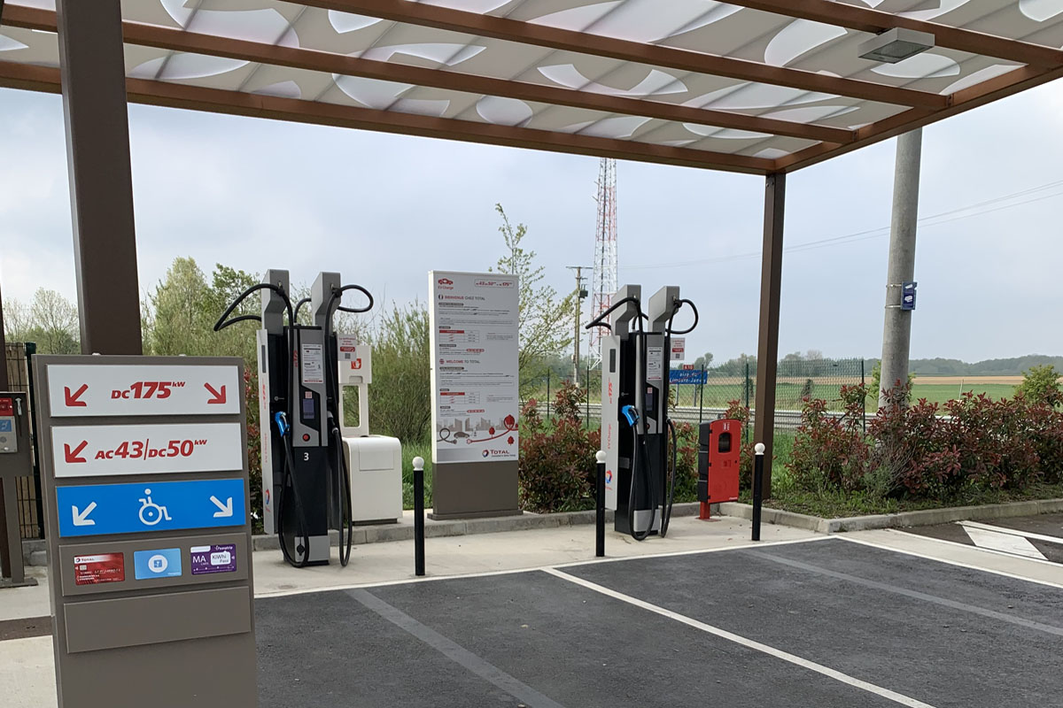 Recharge ultrarapide sur le réseau Vinci Autoroutes