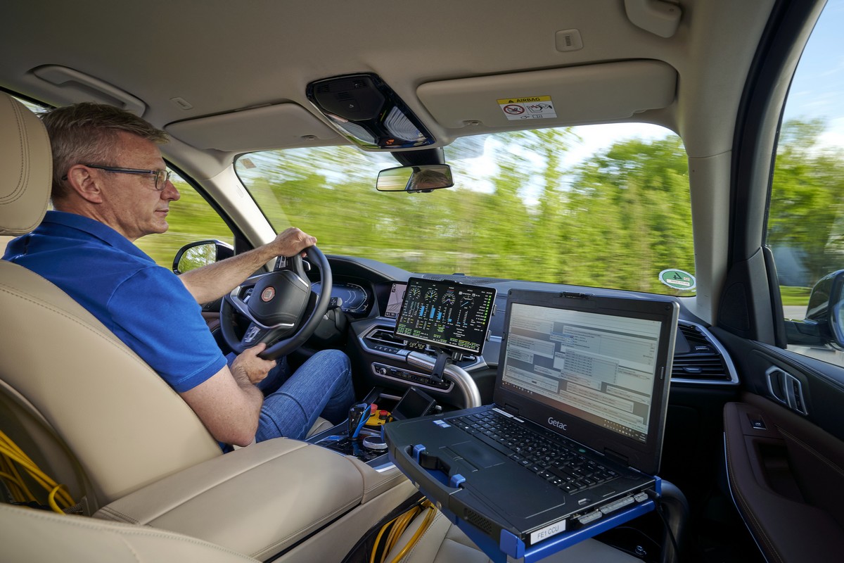 Le SUV BMW à hydrogène