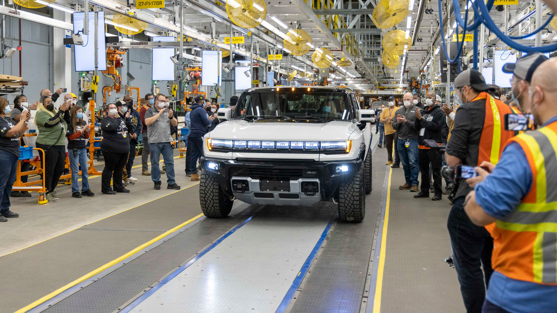 GMC Hummer électrique pick-up - Premier exemplaire produit