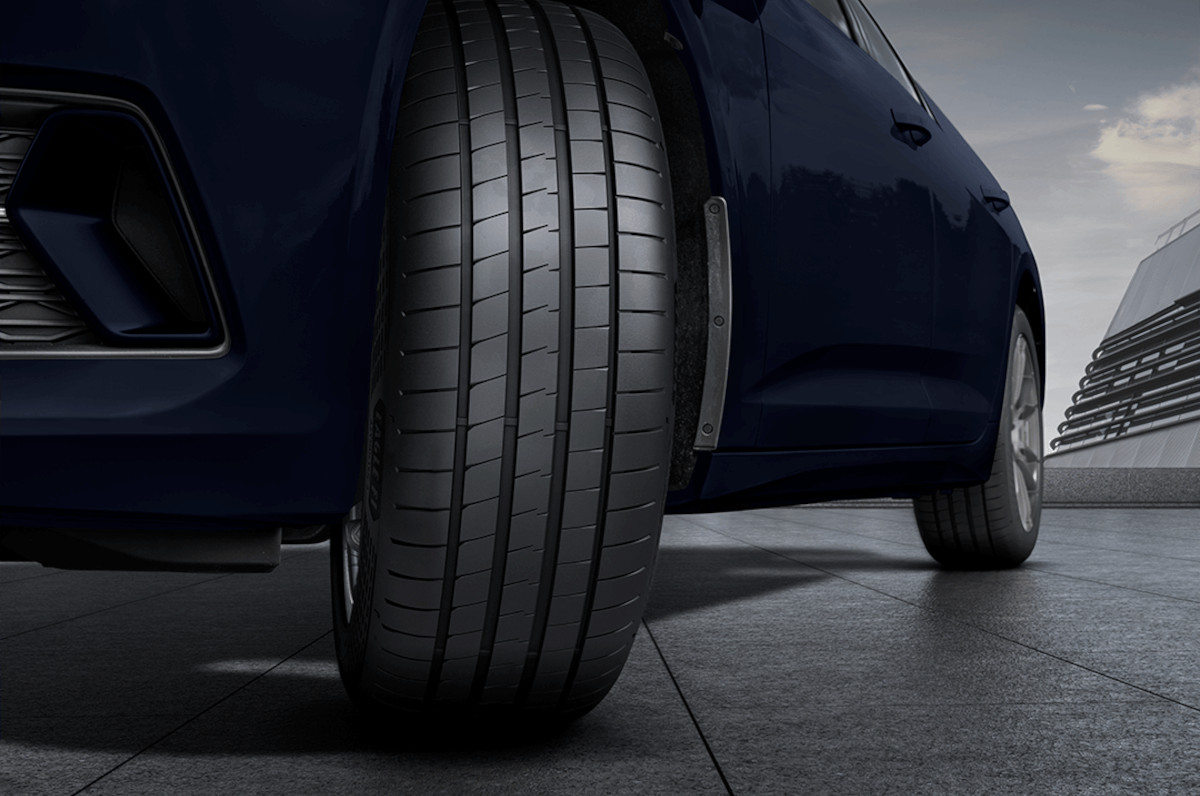 Goodyear Eagle F1