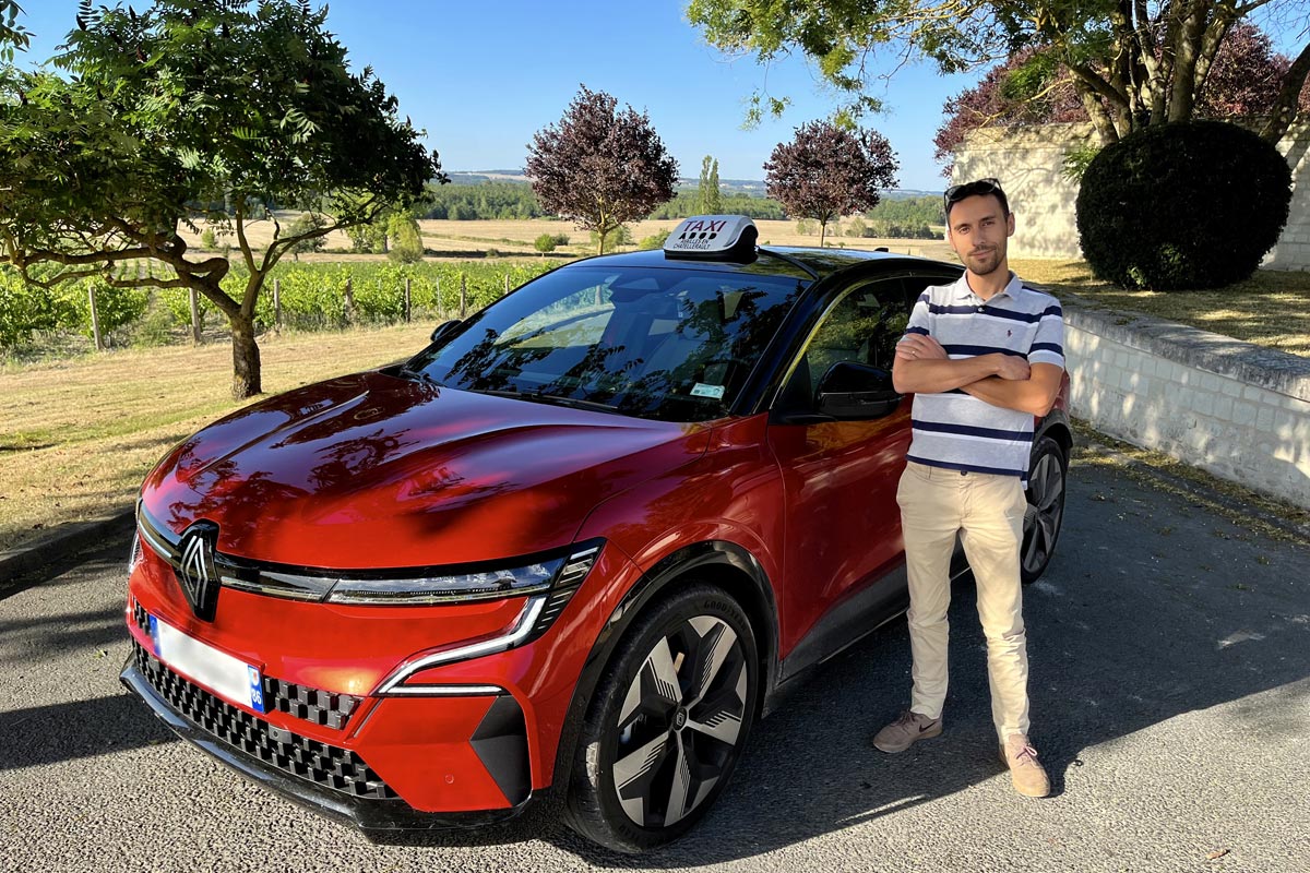 Renault Mégane taxi électrique - Yoann Gaudence