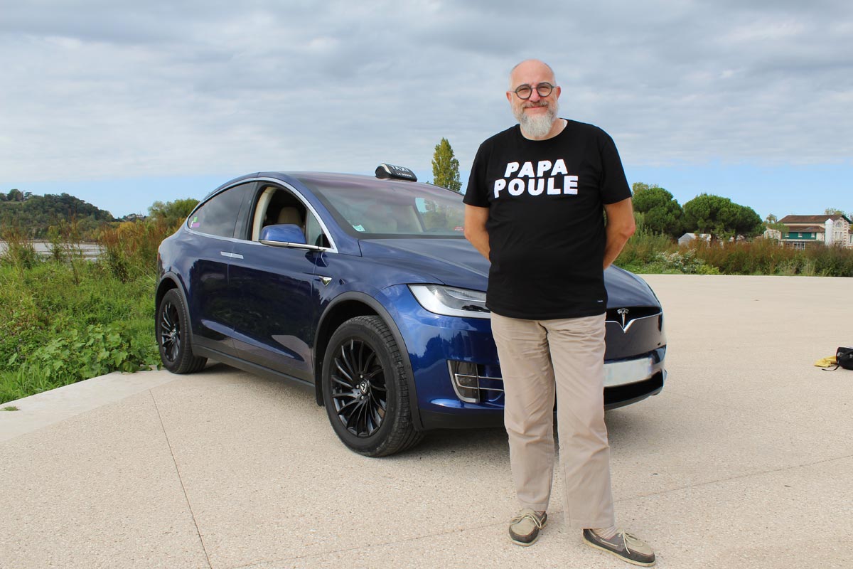 Tesla Model X Taxi