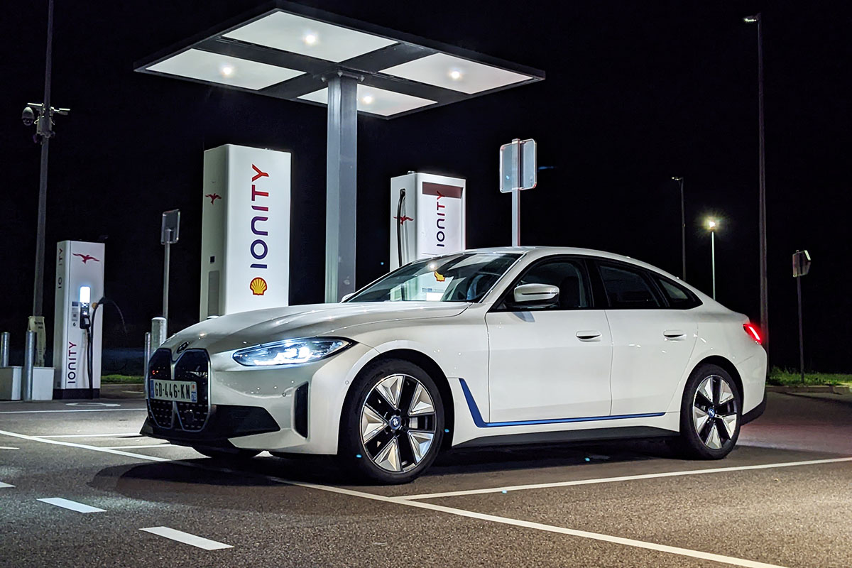 BMW i4