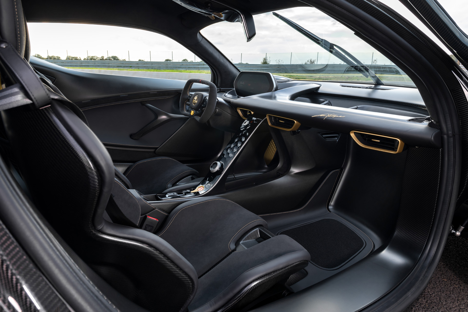 Lotus Evija intérieur